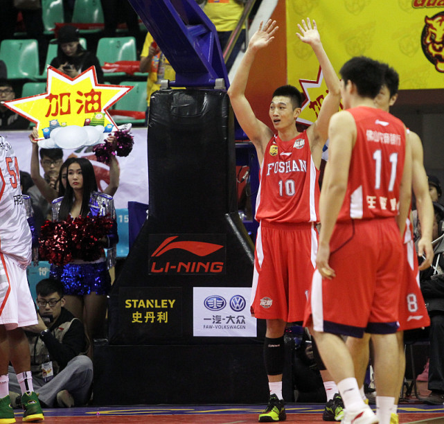 新疆广汇发布备战花絮，国际比赛日外线爆发，社区盾任务艰巨，球队文化再被提及的简单介绍